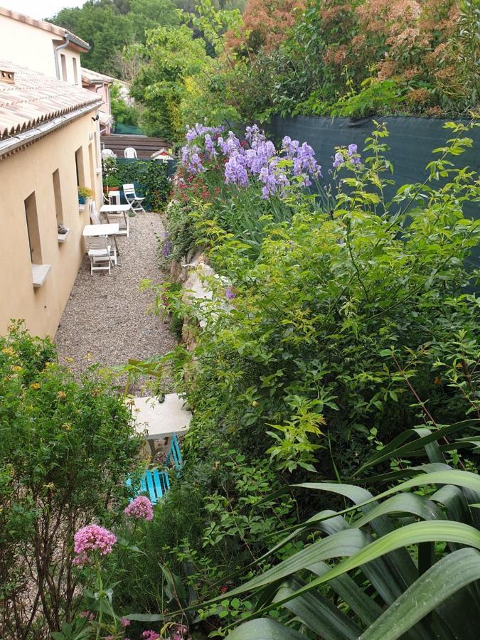 Villa Entrechaux Exteriör bild